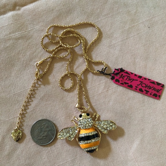 NWT Betsey Johnson Bee Necklace - Picture 5 of 8